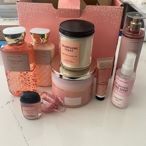 NWT Bath and Body Works Cheers! Kit